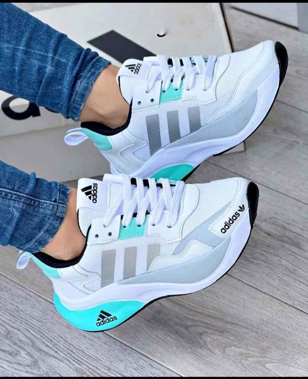 ADIDAS CHINAX