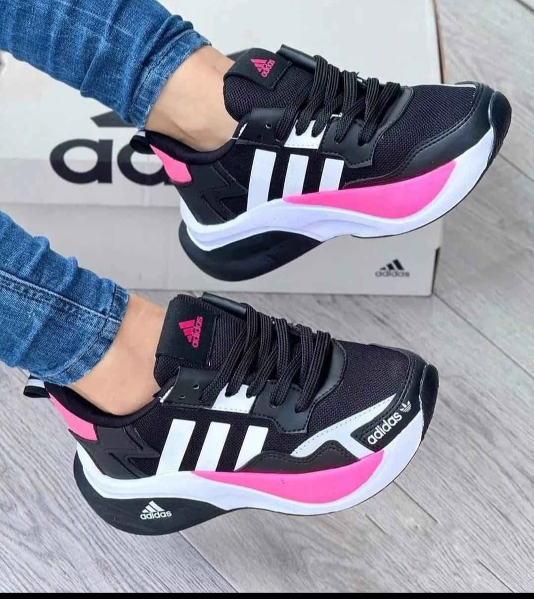 ADIDAS CHINAX