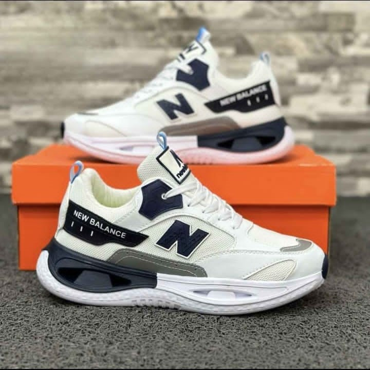 NEW BALANCE KANGO