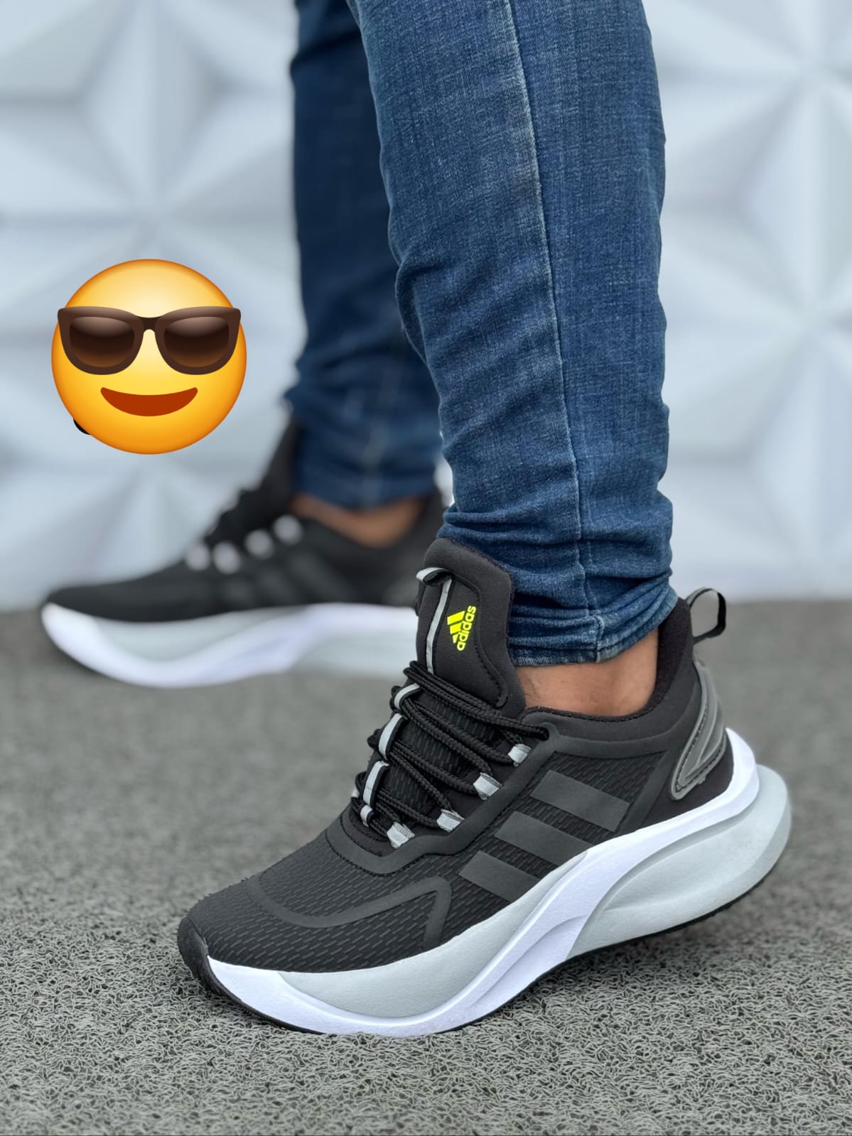 ADIDAS CLÁSICO